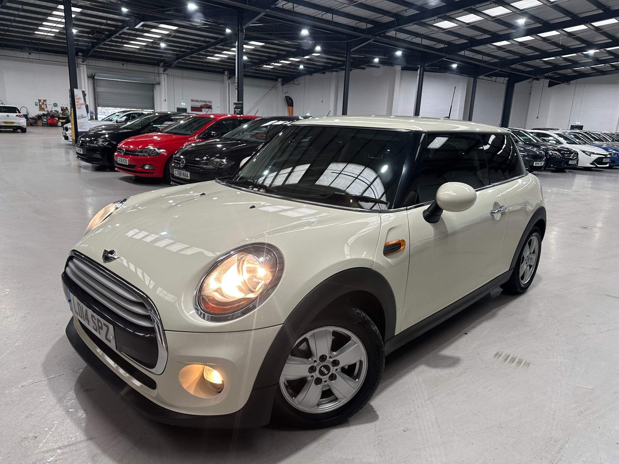 Mini Cooper COOPER 3-Door 2014