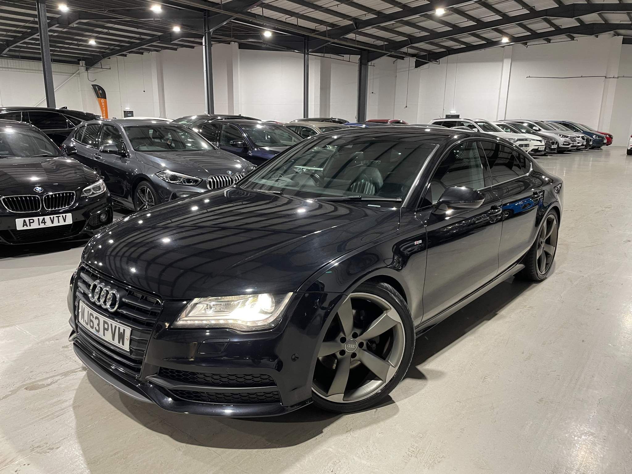Audi A7 TDI QUATTRO BLACK EDITION 5-Door 2013