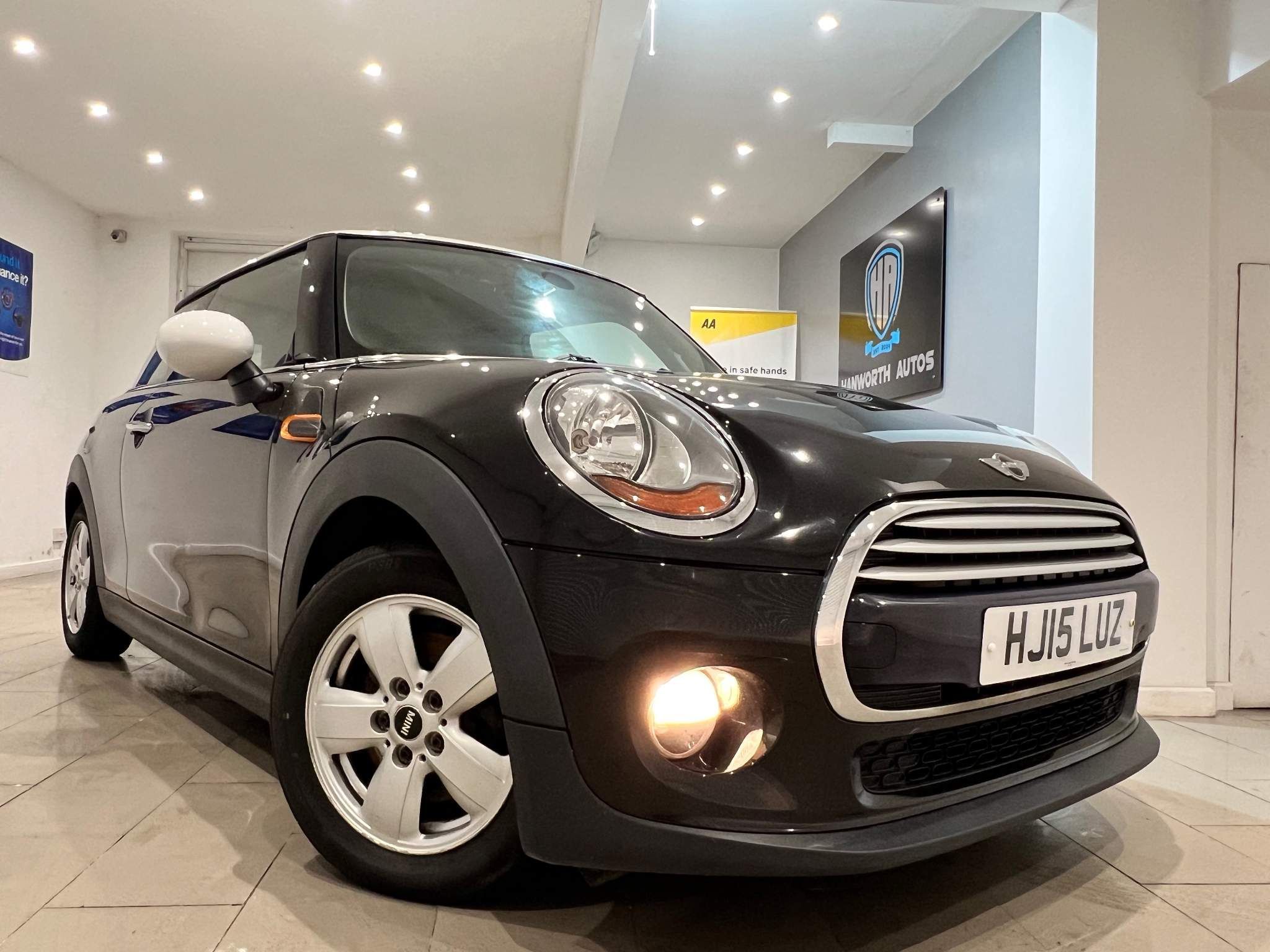 Mini Cooper COOPER 3-Door 2015