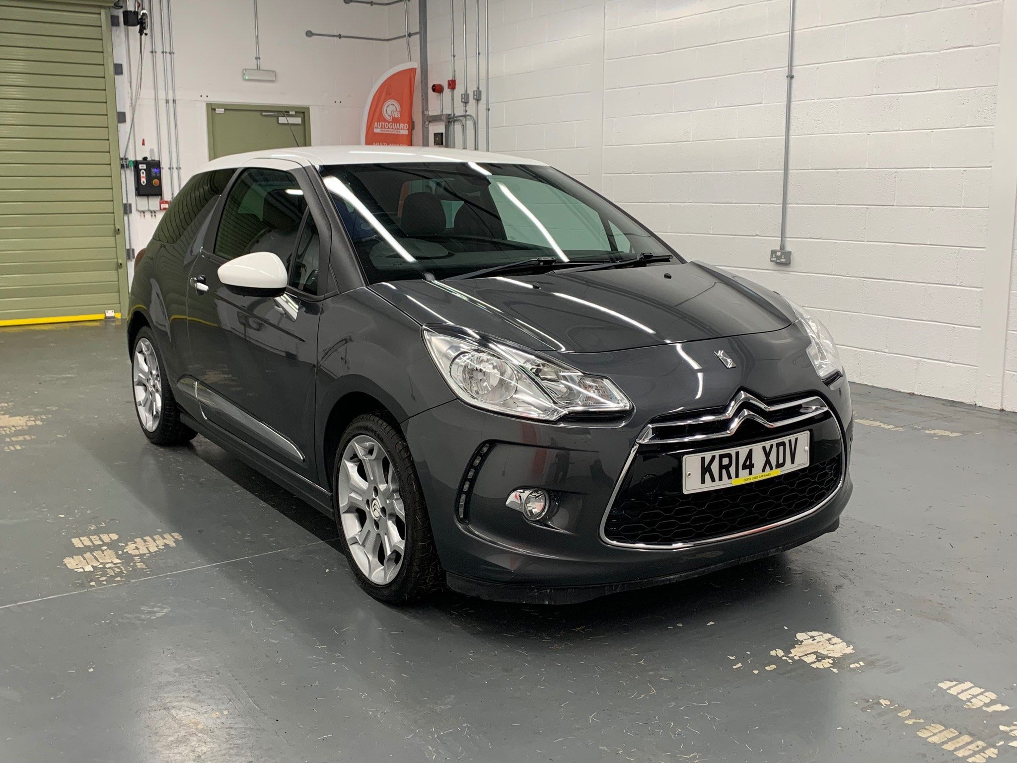 Citroen DS3 DSTYLE PLUS 3-Door 2014