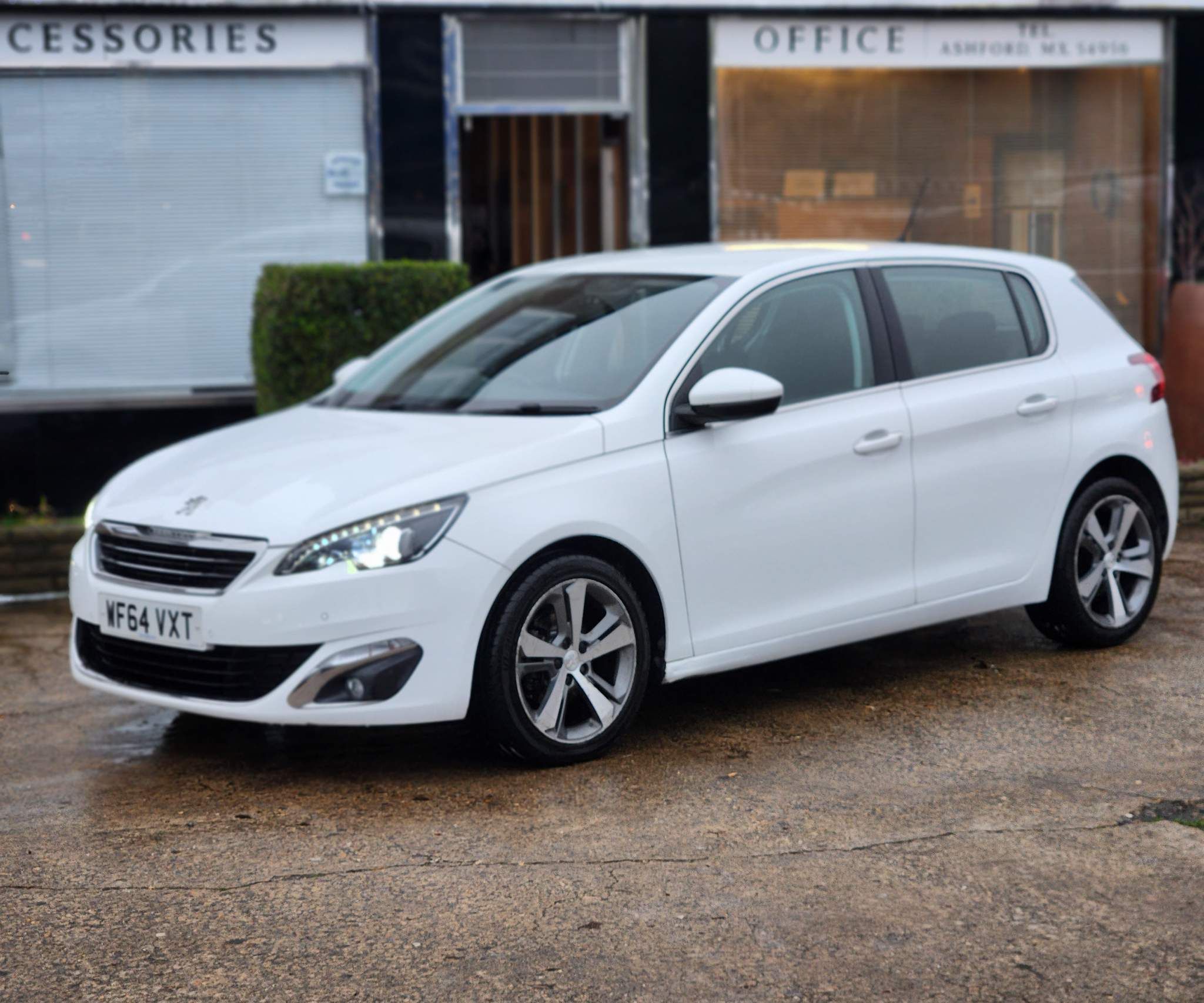 Peugeot 308 PURETECH S/S ALLURE 5-Door 2014