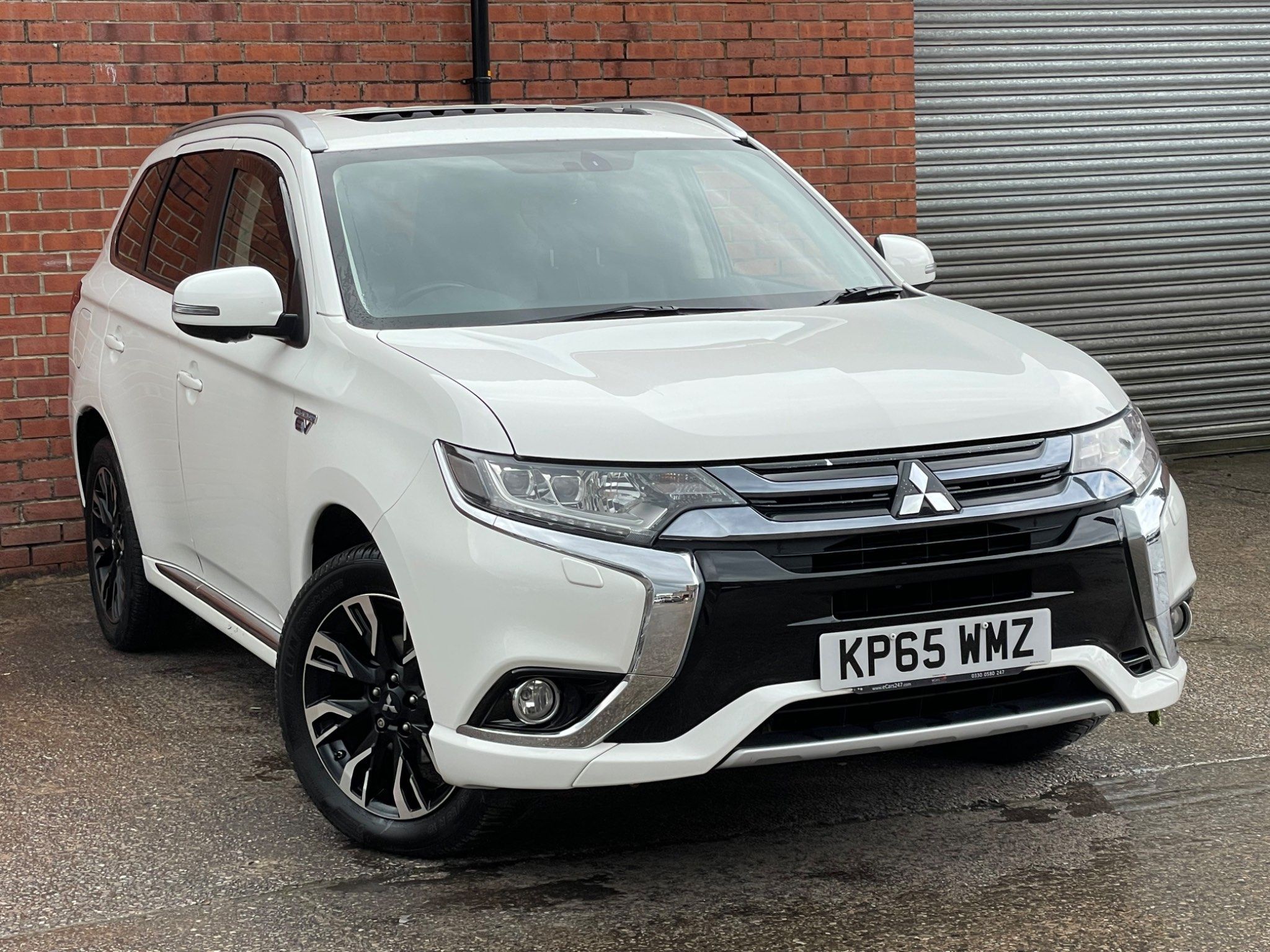 Mitsubishi Outlander PHEV GX 4H 5-Door 2015