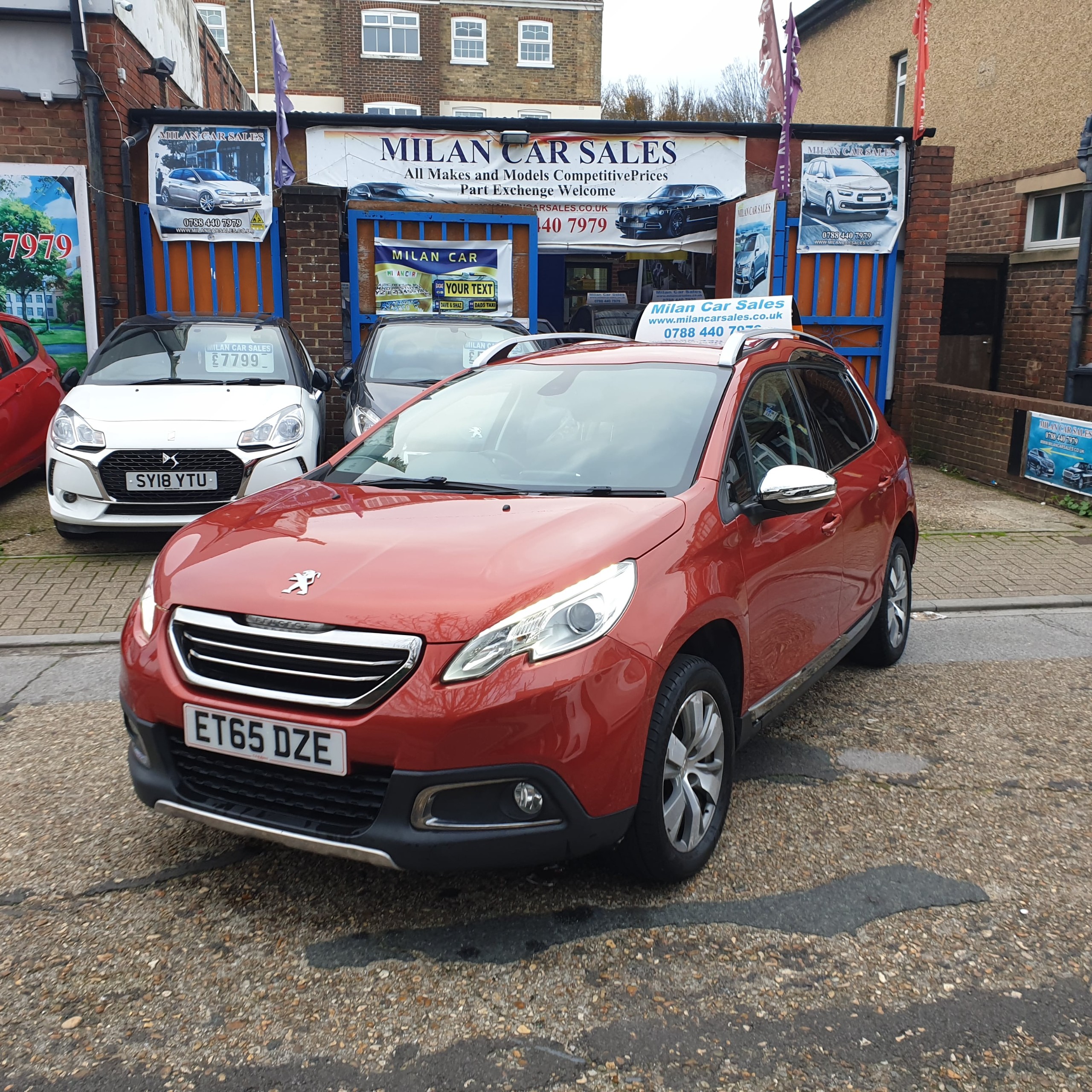 Peugeot 2008 Allure S/S ALLURE 5-Door 2016