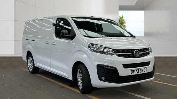 White 2023 Vauxhall Vivaro Van Front-wheel drive Manual