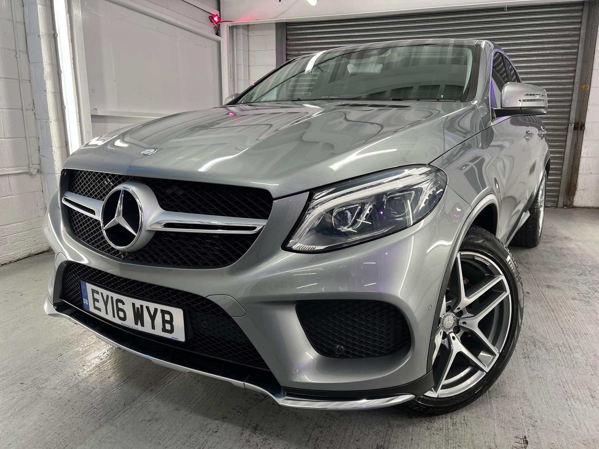 Mercedes-Benz GLE GLE 350d 4Matic AMG Line 5dr 9G-Tronic 2016