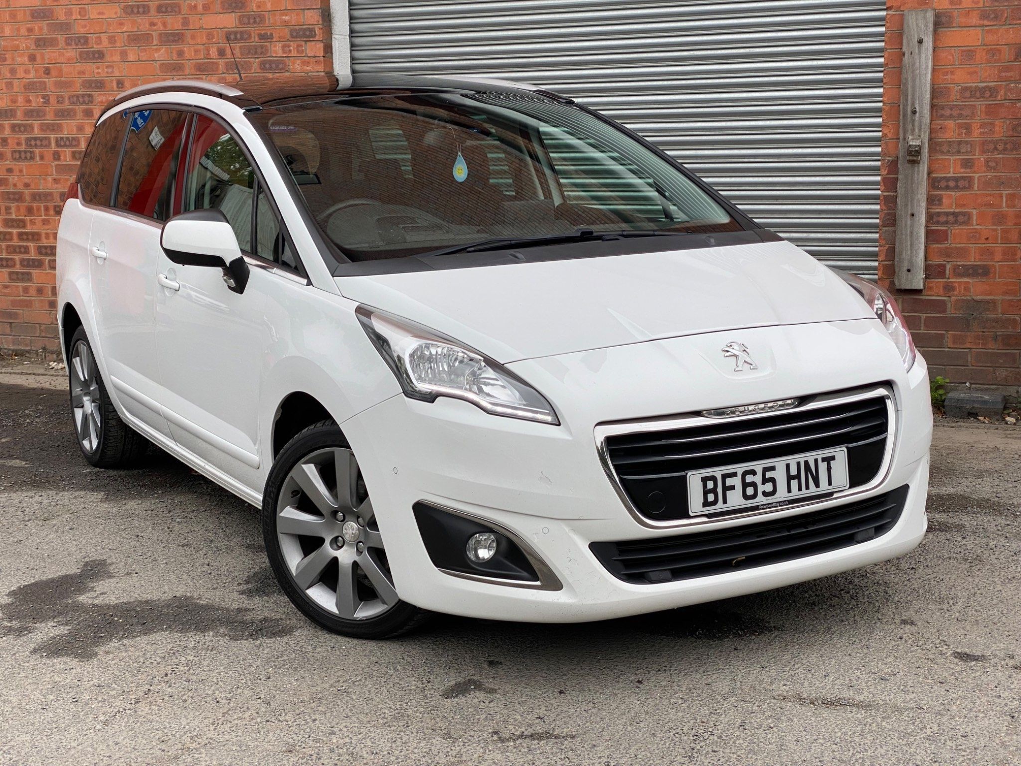 Peugeot 5008 1.6 BlueHDi 120 Allure 5dr 2015