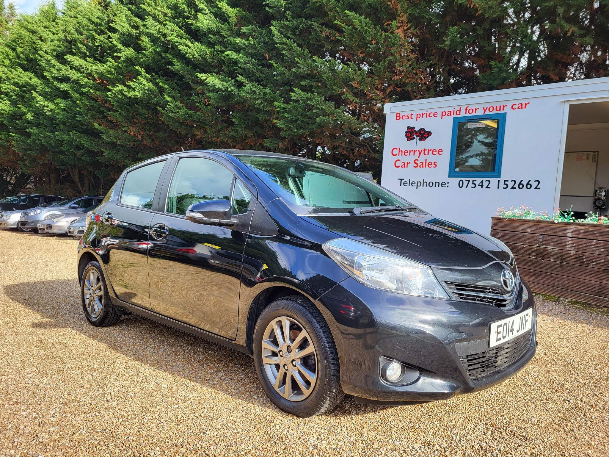 Toyota Yaris VVT-I ICON PLUS 5-Door 2014