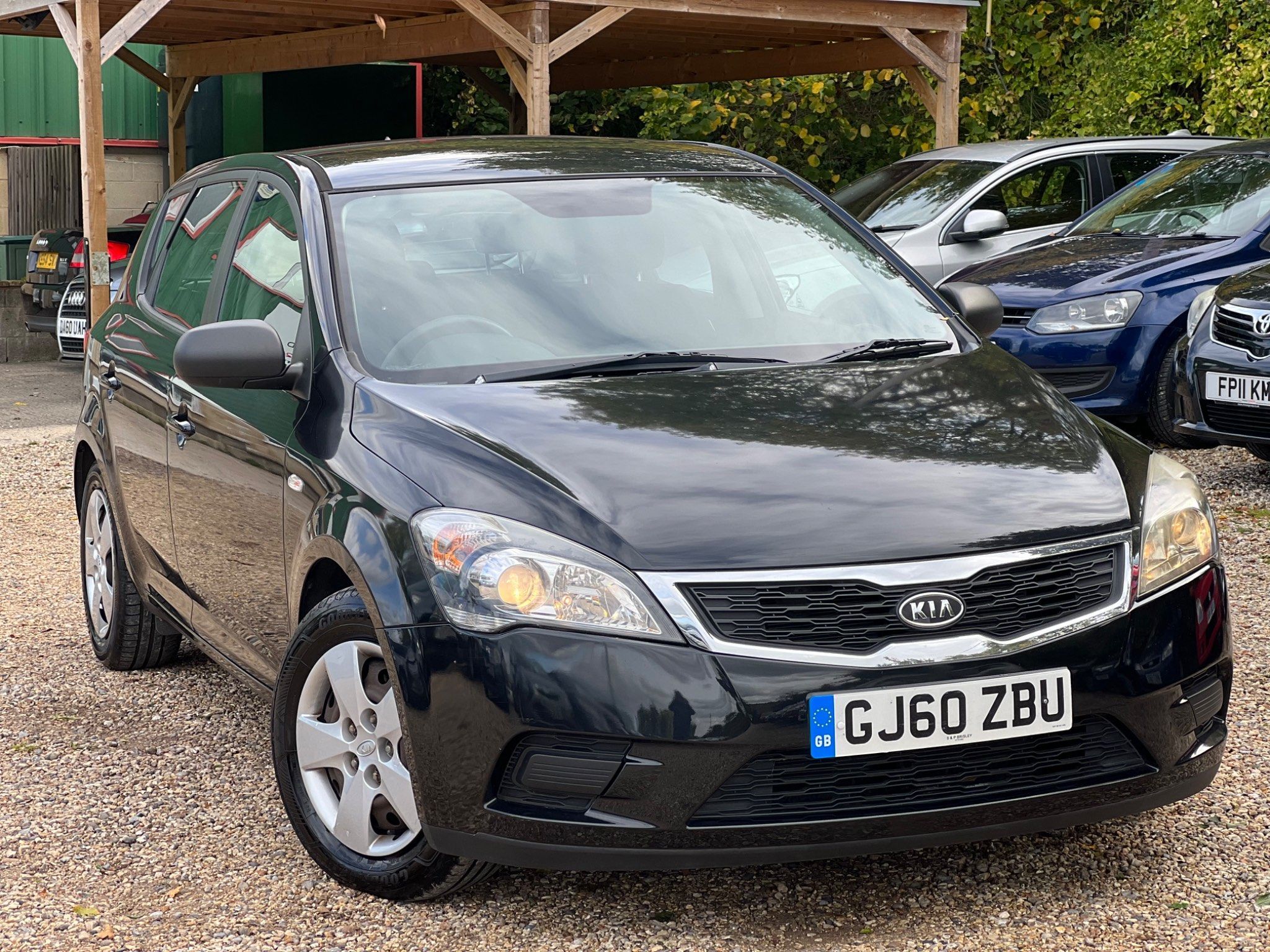 Kia Ceed 1.6 1 5dr Auto 2010