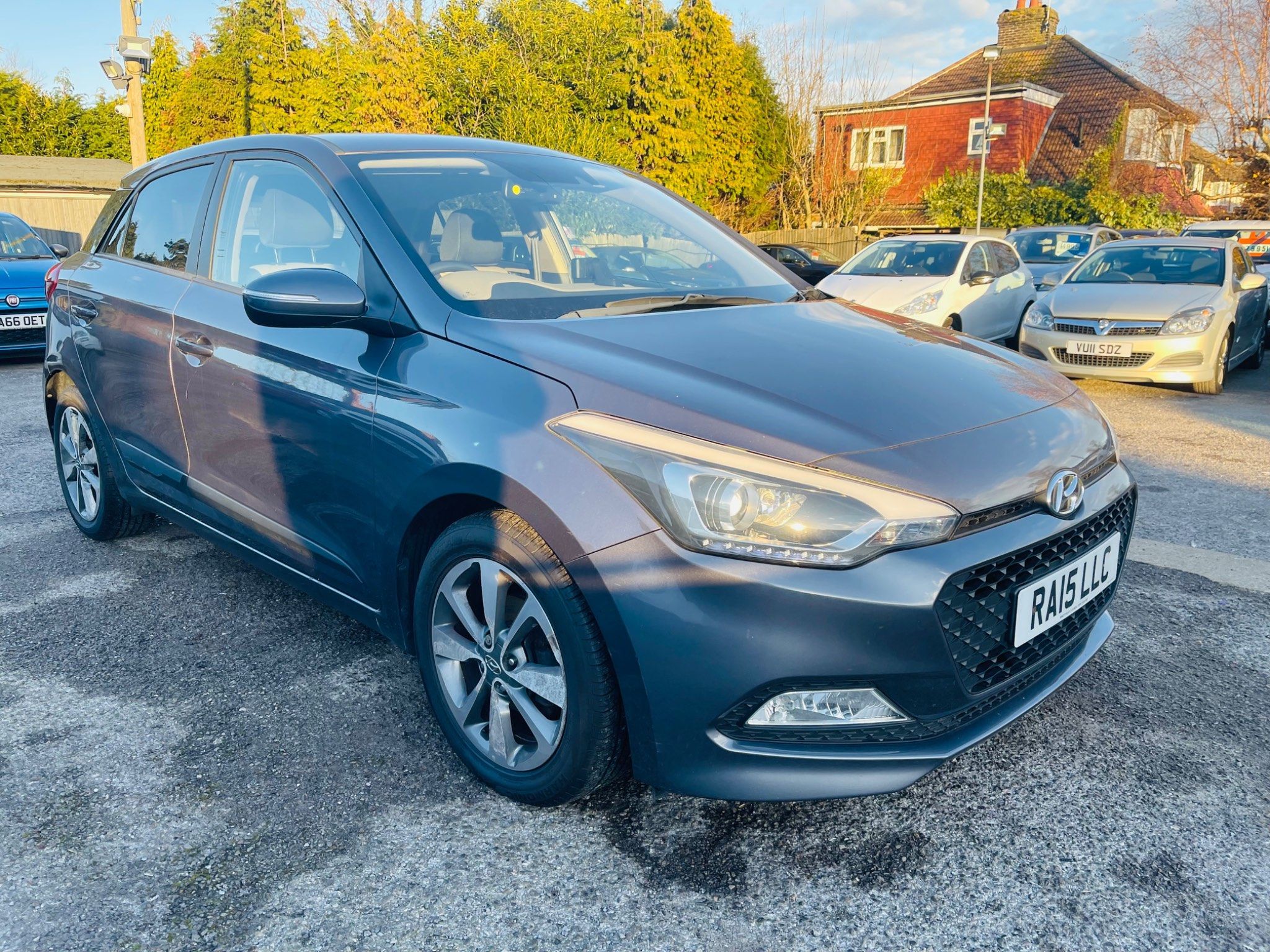 Hyundai i20 GDI PREMIUM 5-Door 2015