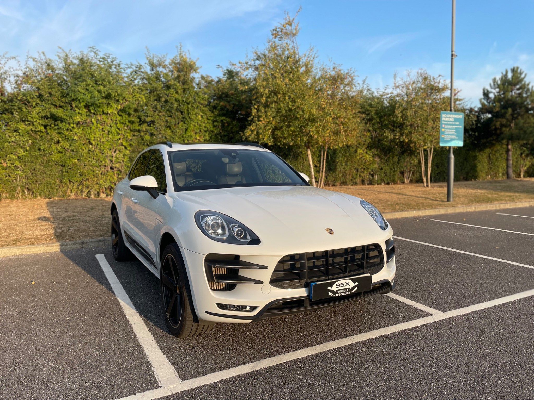 Porsche Macan 3.6T V6 Turbo PDK 4WD Euro 6 [s/s] 5dr 2015