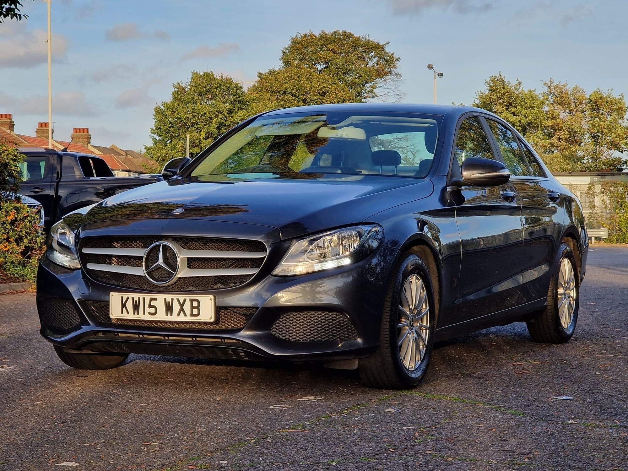 Mercedes-Benz C Class C200 SE EXECUTIVE 4-Door 2015