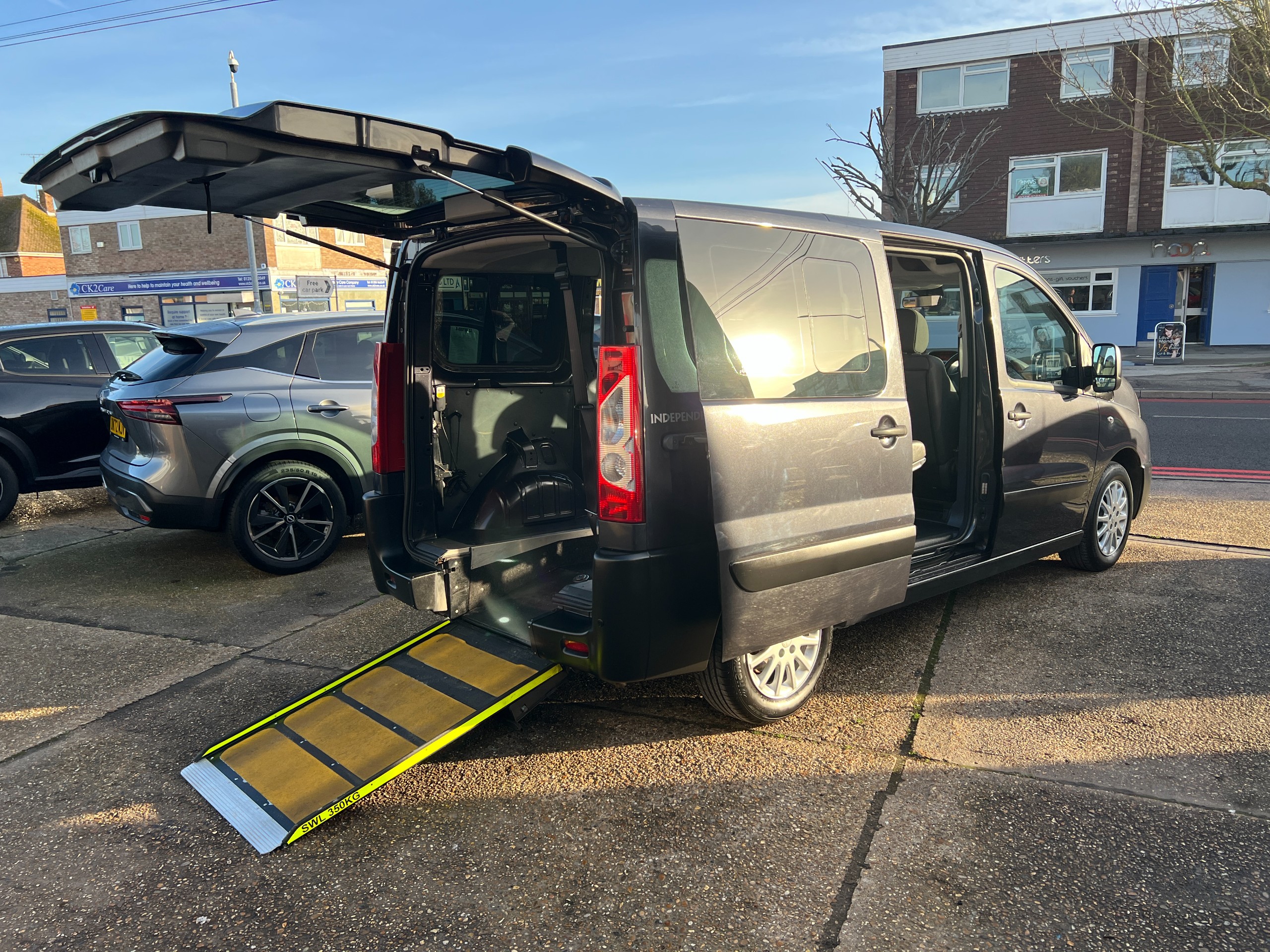 2015 Peugeot Expert Tepee 2.0TD Tepee Comfort 163 L1 auto