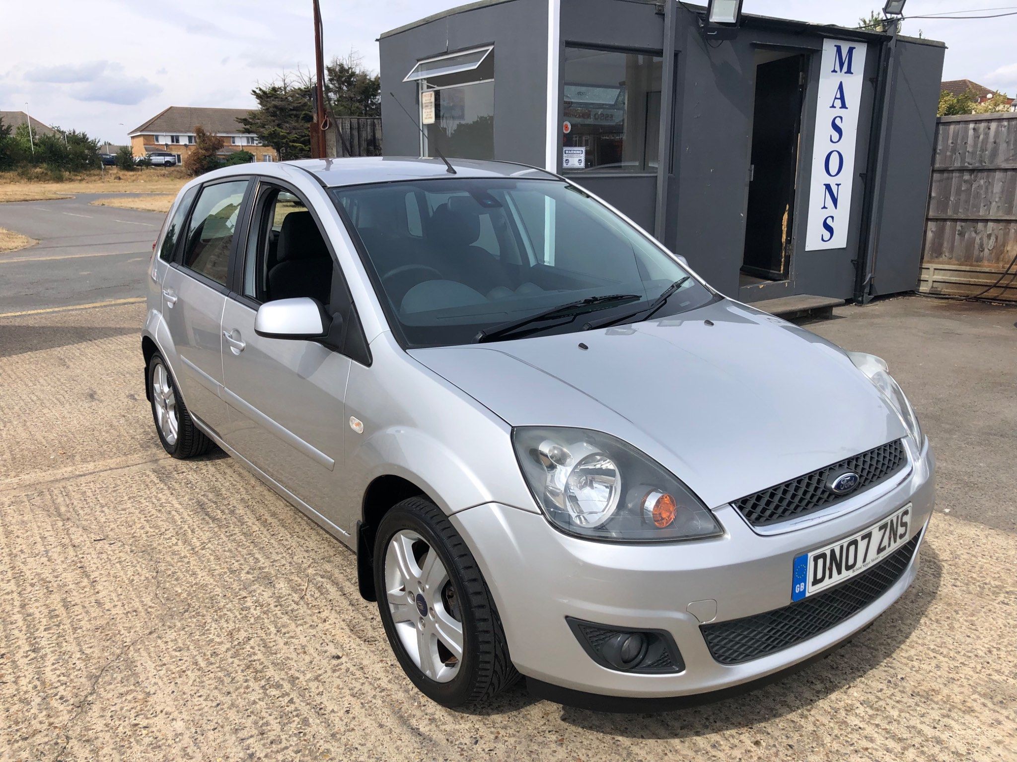 Ford Fiesta ZETEC CLIMATE 16V 5-Door 2007