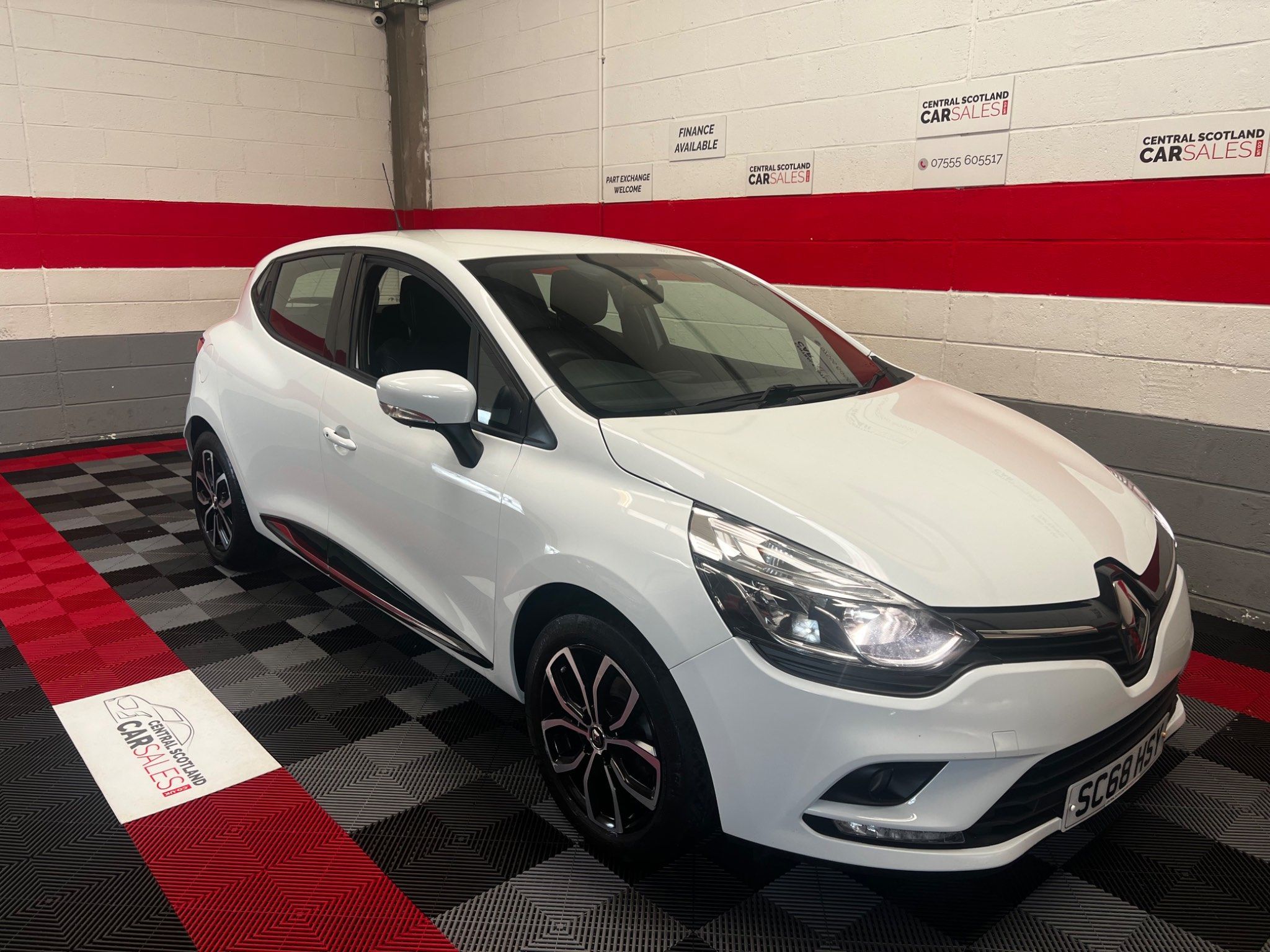Renault Clio PLAY TCE 5-Door 2019