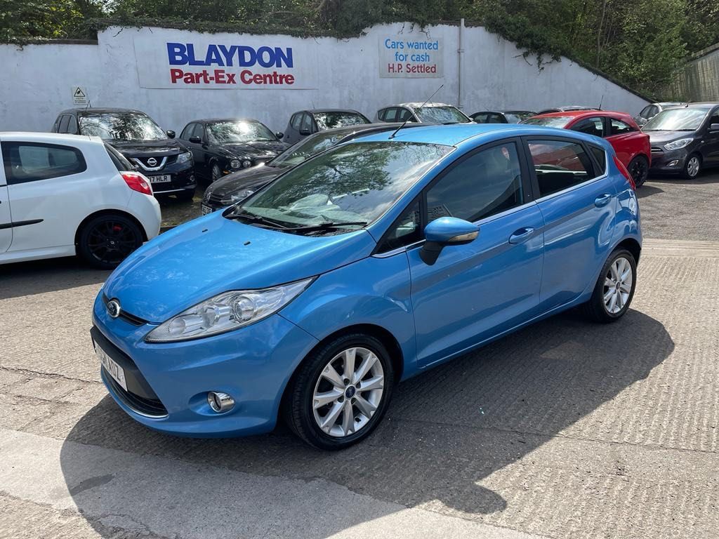 Ford Fiesta ZETEC 16V 5-Door 2011