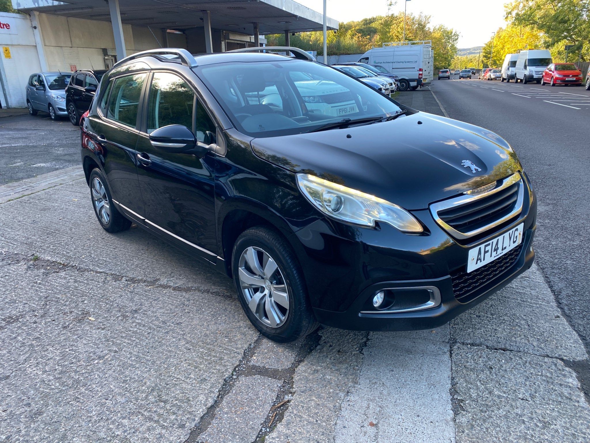 Peugeot 2008 HDI ACTIVE 5-Door 2014