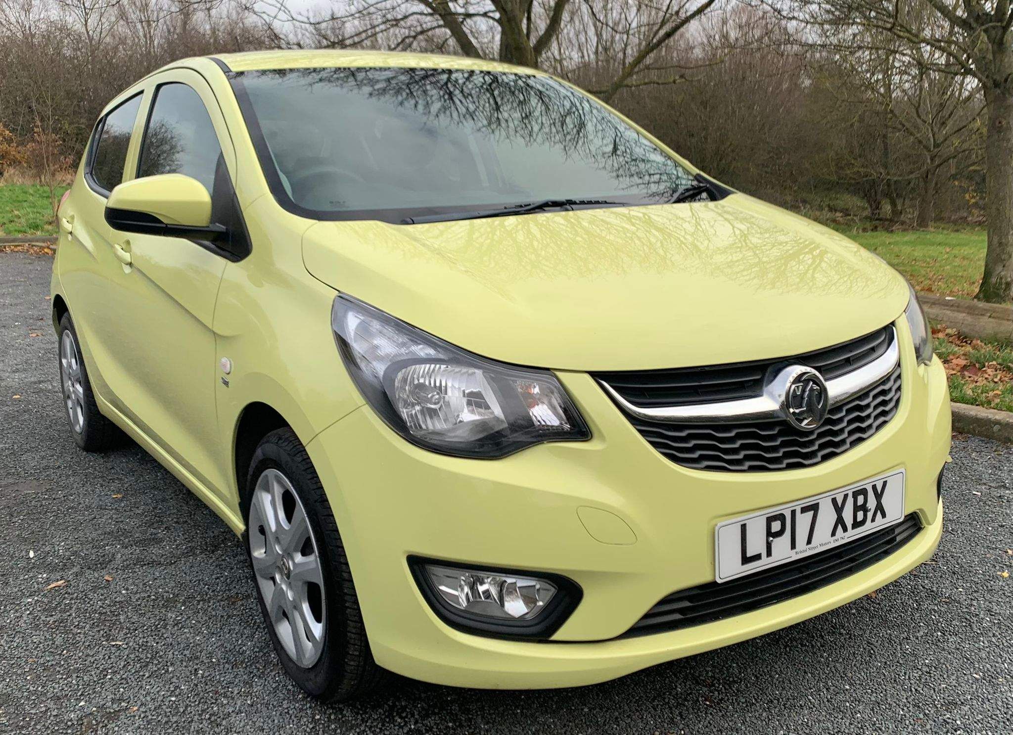 Vauxhall Viva SE 5-Door 2017