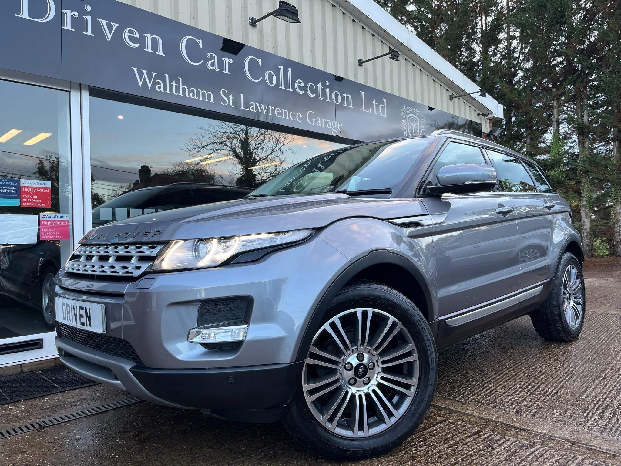 Land Rover Range Rover Evoque SD4 PRESTIGE 5-Door 2012