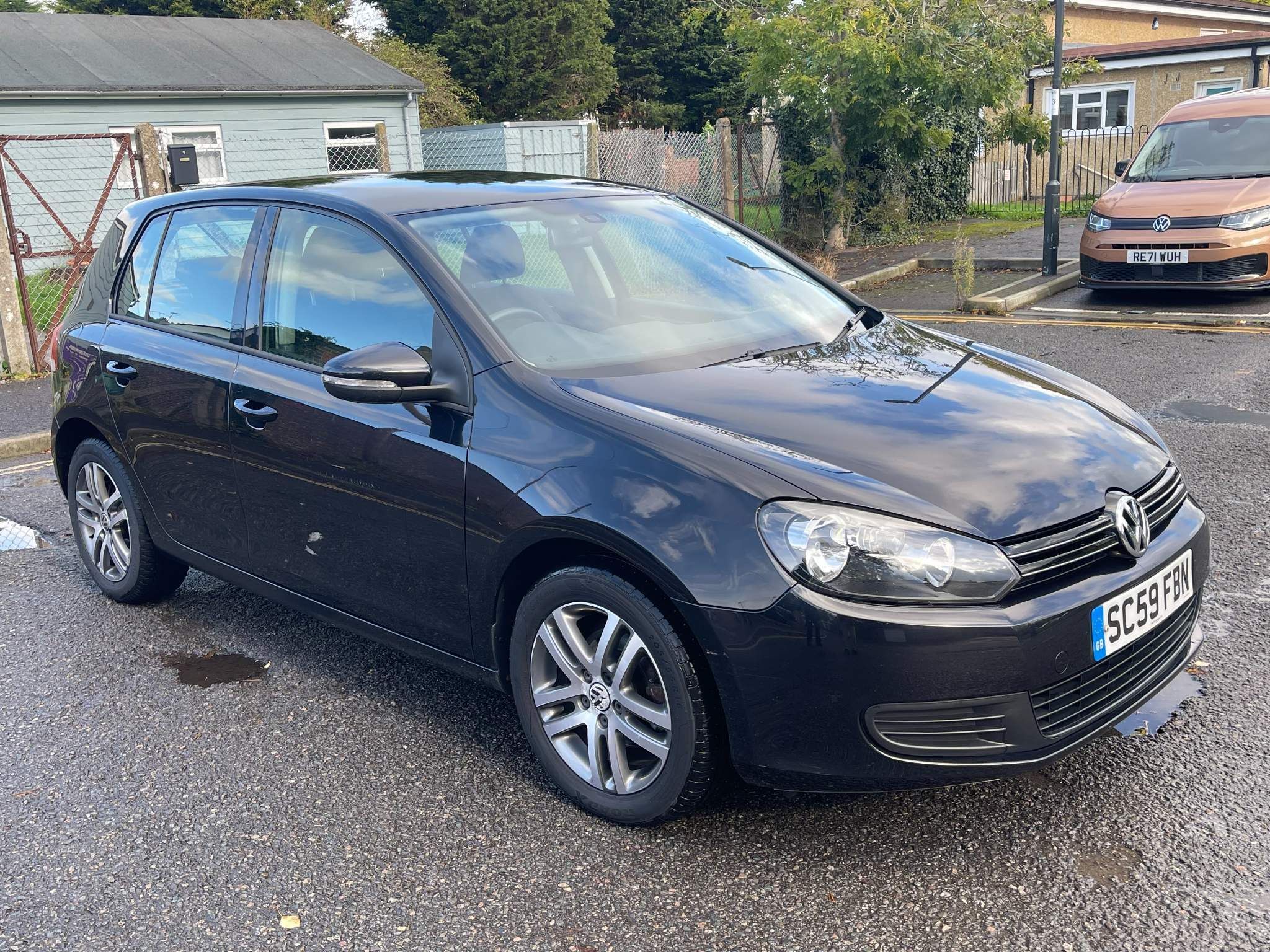 Volkswagen Golf SE TDI DSG 5-Door 2010