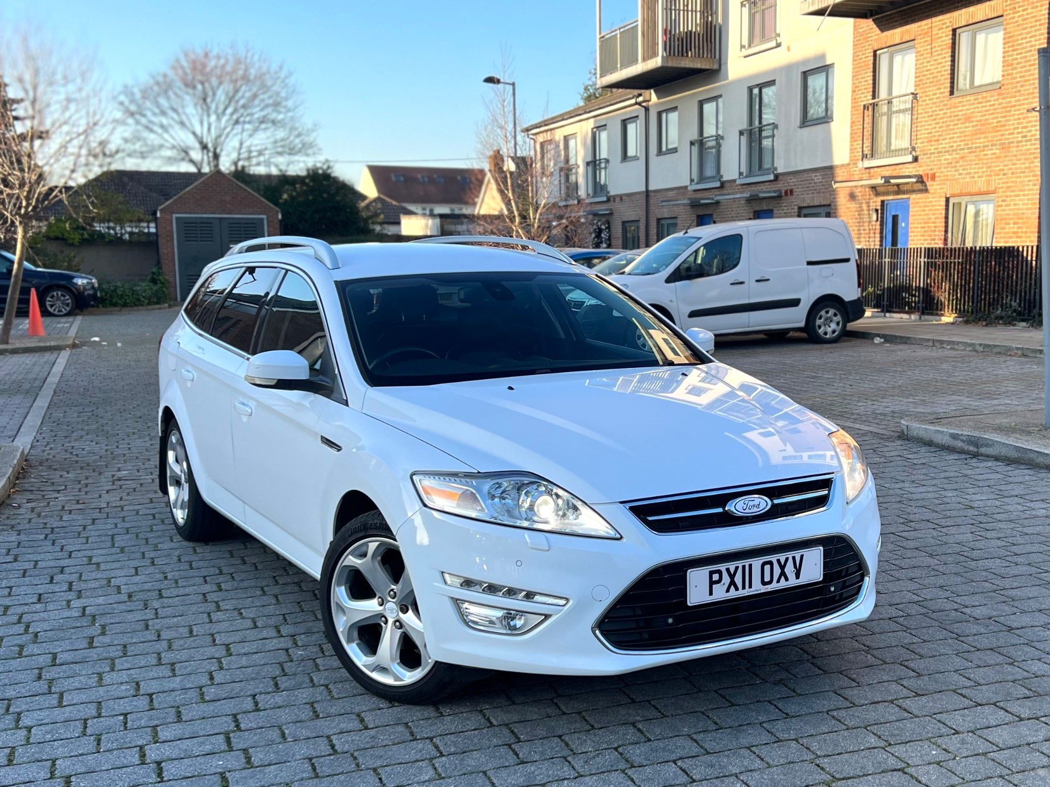 Ford Mondeo TITANIUM X TDCI 5-Door 2011