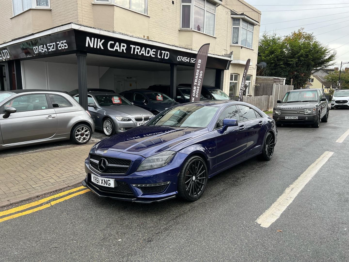 Mercedes-Benz CLS Class CLS63 AMG 4-Door 2011