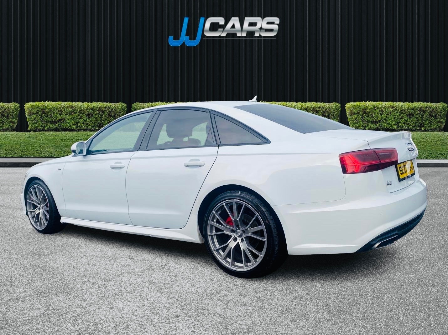 2017 Audi A6 Saloon 2.0 TDI Black Edition Saloon 4dr Diesel S Tronic quattro Euro 6 (s/s) (190 ps) - vehicle photo 4 for sale on PureCar