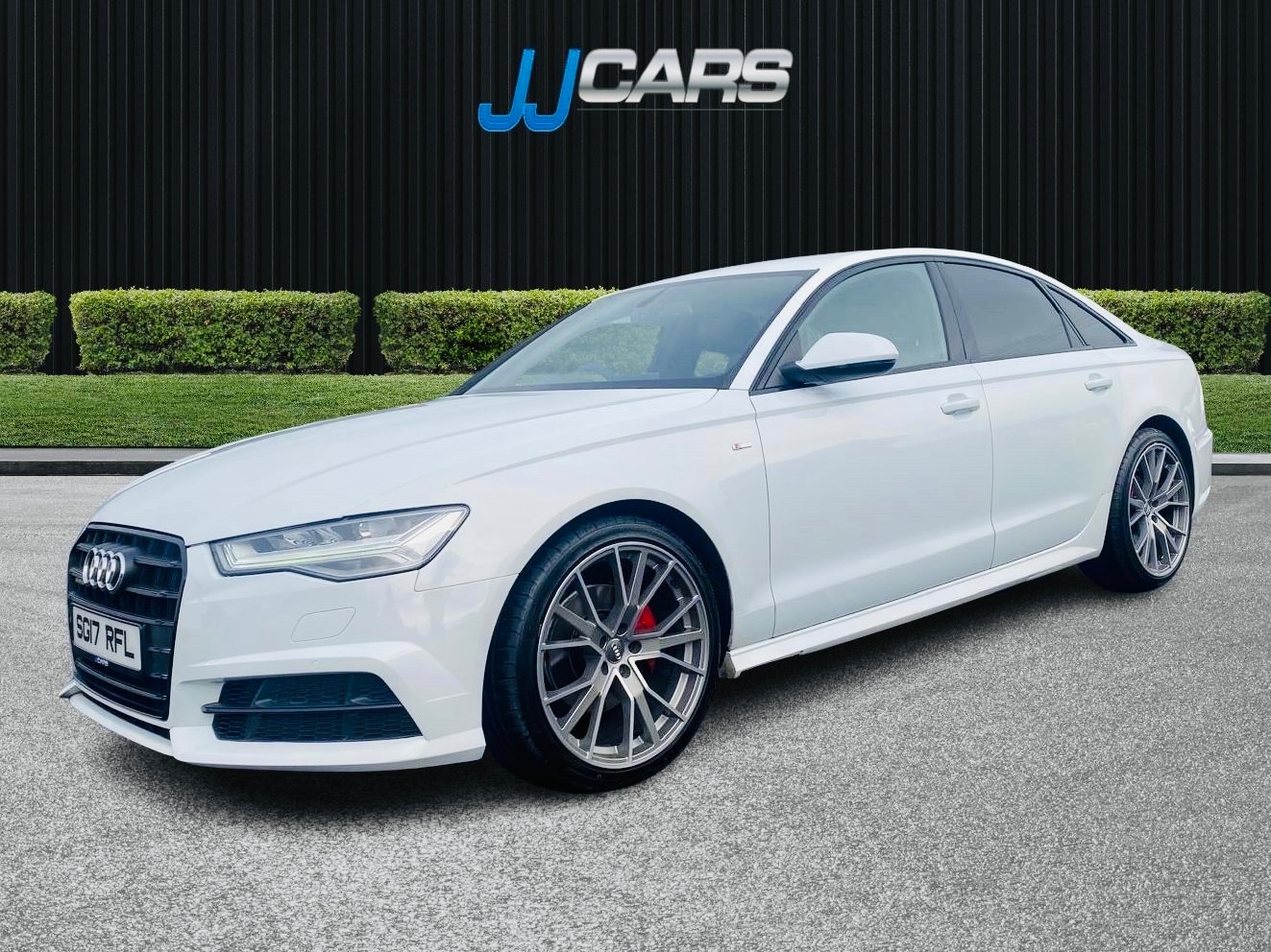 2017 Audi A6 Saloon 2.0 TDI Black Edition Saloon 4dr Diesel S Tronic quattro Euro 6 (s/s) (190 ps) - vehicle photo 2 for sale on PureCar