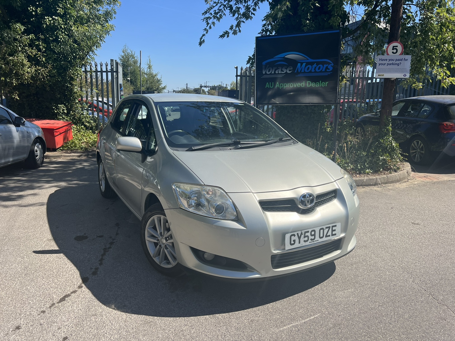 Toyota Auris TR VVT-I S/S 5-Door 2009