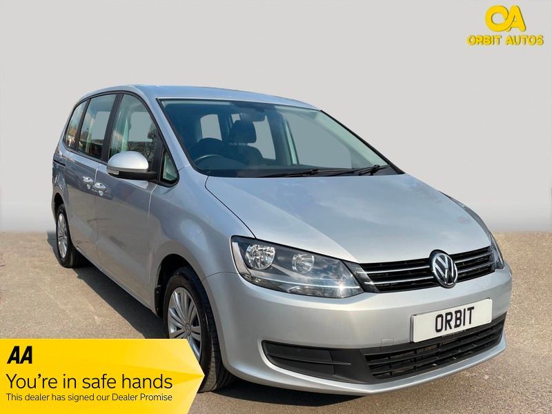 Volkswagen Sharan S TDI BLUEMOTION TECHNOLOGY DSG 5-Door 2017