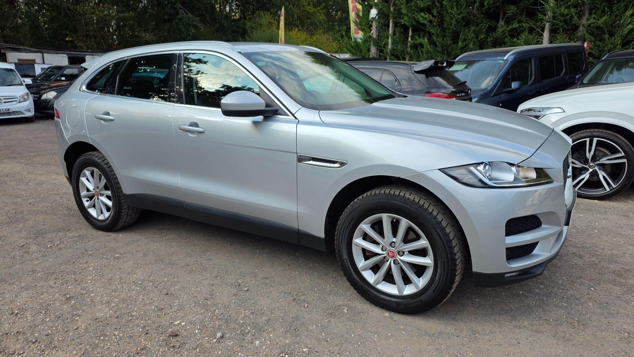 Jaguar F-Pace