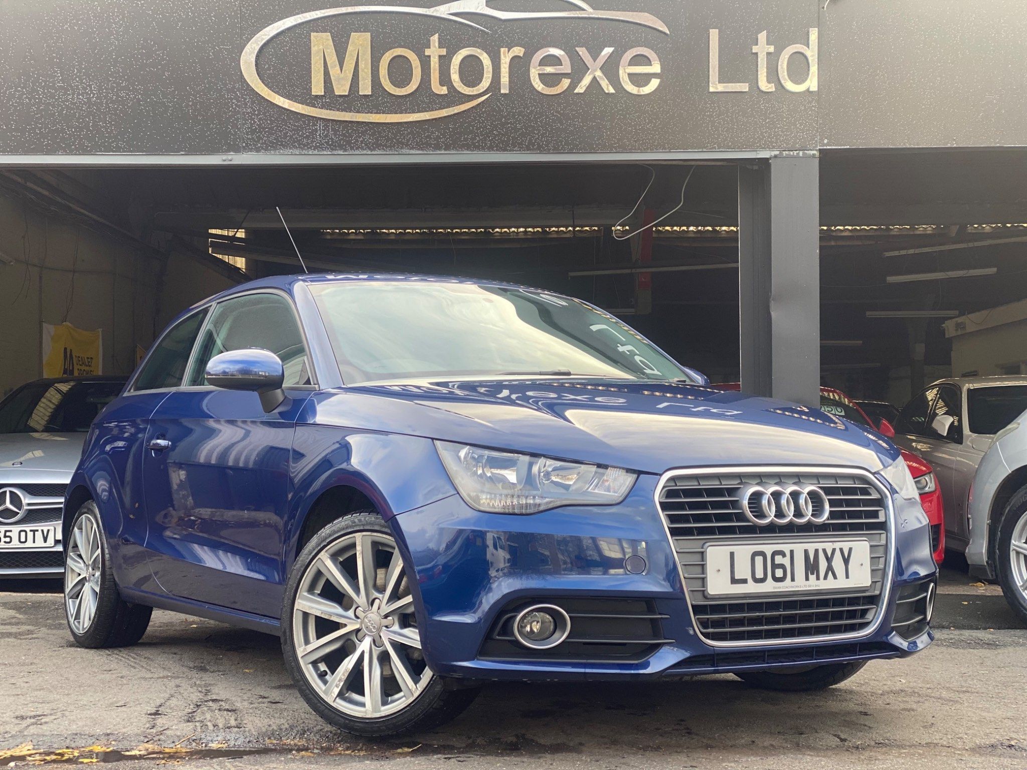 Audi A1 TFSI SPORT 3-Door 2011