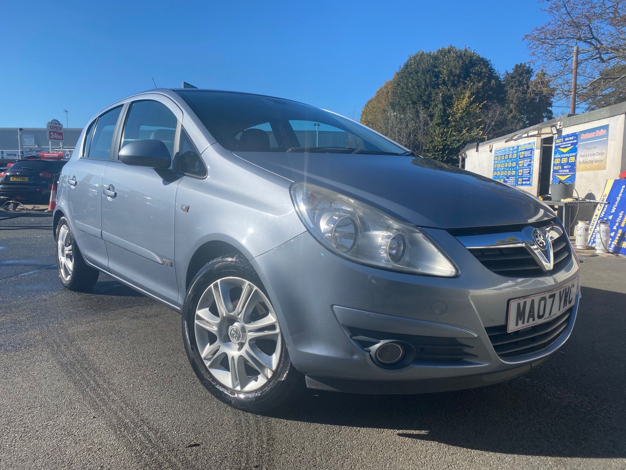 Vauxhall Corsa DESIGN 16V 5-Door 2007