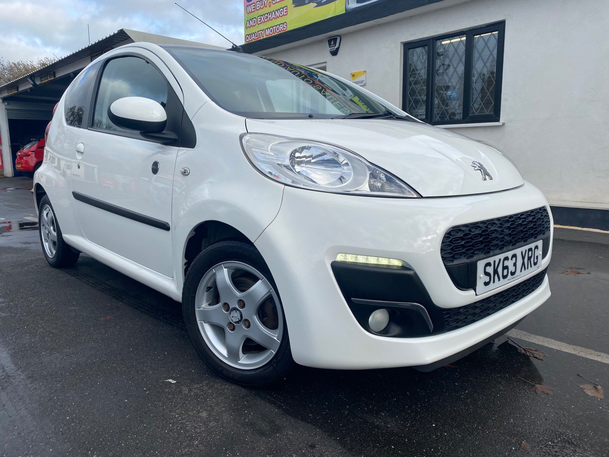 Peugeot 107 ENVY 3-Door 2013