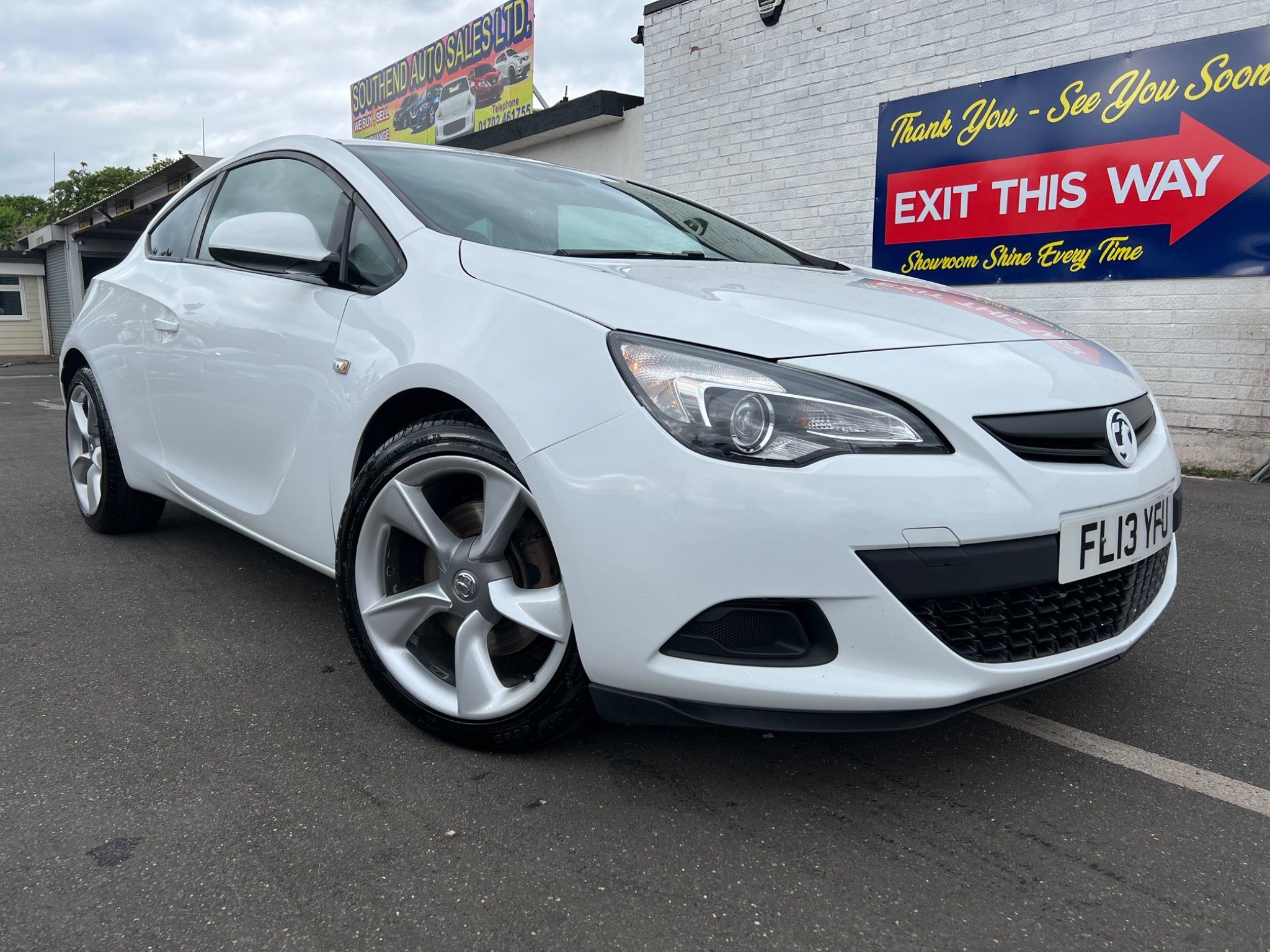Vauxhall Astra SRI S/S 3-Door 2013
