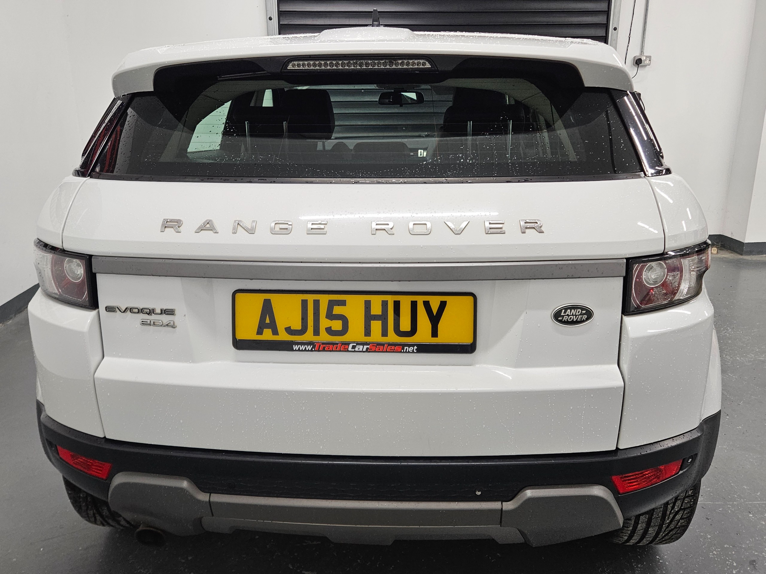 2015 Land Rover Range Rover Evoque 2.2 eD4 Pure Tech SUV 5dr Diesel Manual FWD Euro 5 (s/s) (150 ps) - vehicle photo 4 for sale on PureCar