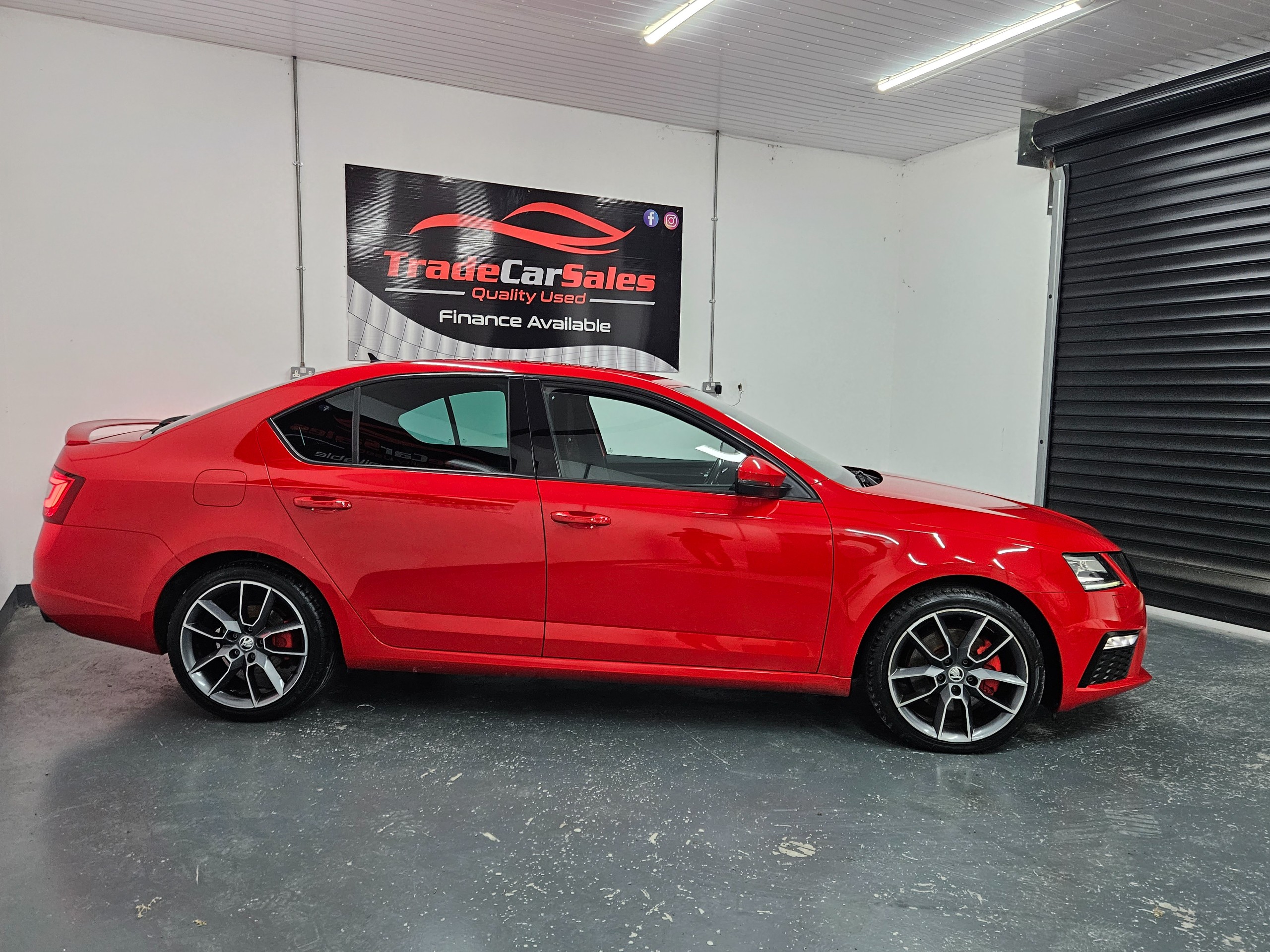 2018 Skoda Octavia 2.0 TDI vRS Hatchback 5dr Diesel Manual Euro 6 (s/s) (184 ps) - vehicle photo 3 for sale on PureCar