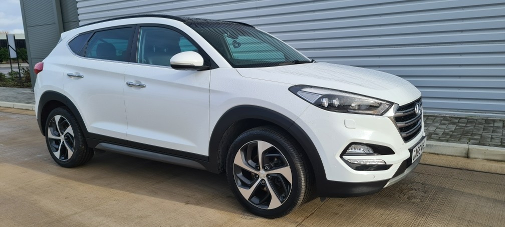 Hyundai Tucson CRDI PREMIUM SE BLUE DRIVE 5-Door 2016