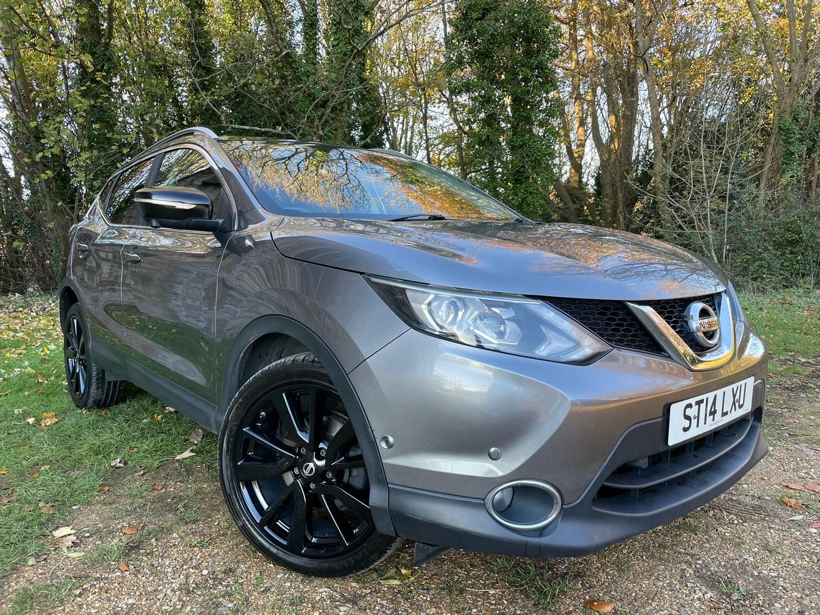 Nissan Qashqai DCI TEKNA 5-Door 2014