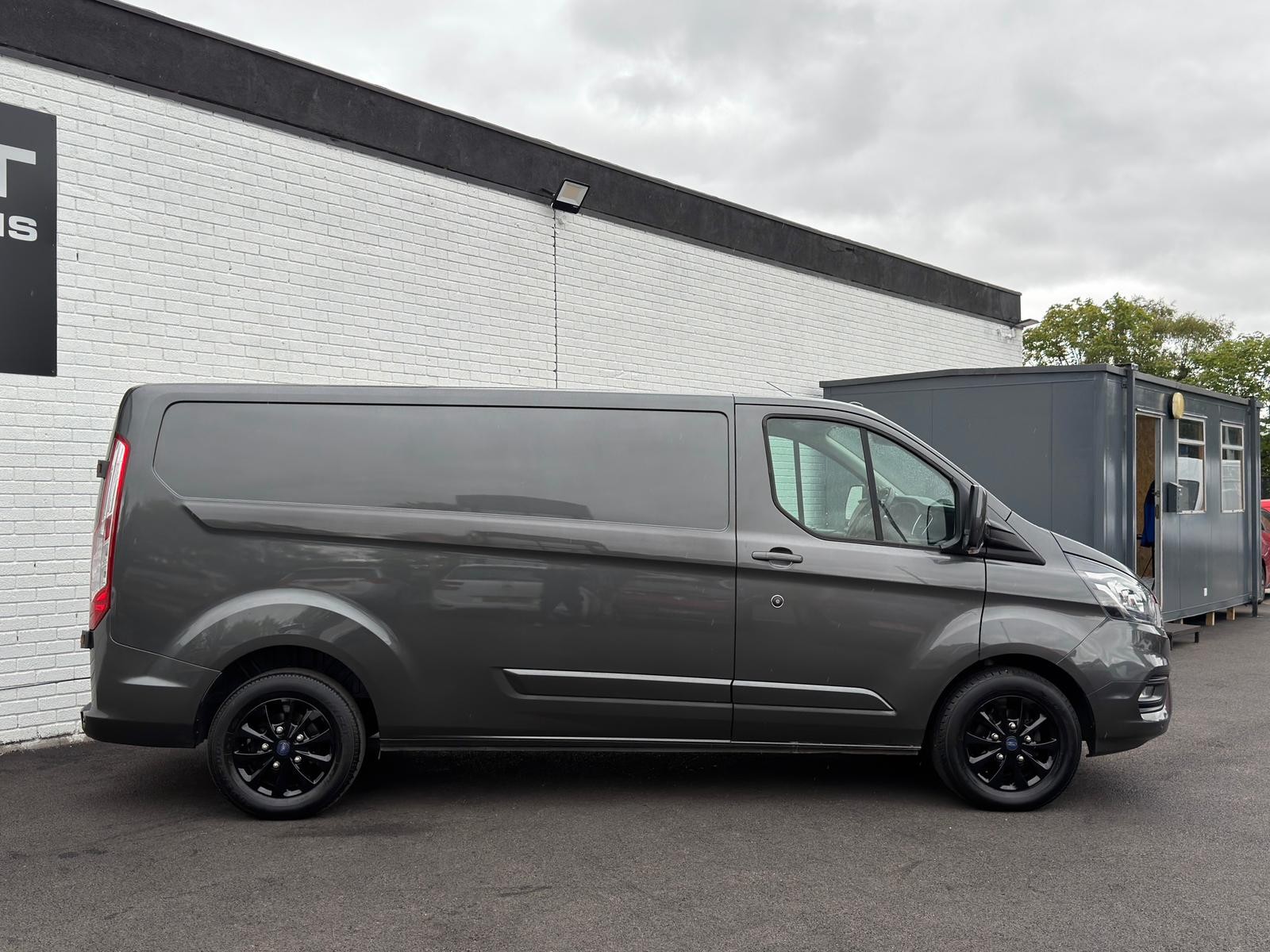 2019 Ford Transit Custom Key Information:New wet belt kitSold with full PSVAutomatci transmissionNI REGISTERED VANSpecification:Front & rear parking sensorsTouch screen displayHeated seats + windscreenDAB radio + bluetoothMulti-functional steering wheelCruise controlAir conditioningPrice - 16,500 No VAT or 335.12 p/m89b Victoria Road - Newbuildings, BT47 2RLExtended Warranty Packages AvailableEasy Claims Process - Hassle Free And Handled Directly By UsEvening & Weekend AppointmentsSVS FlexiPay - Alloy wheel packages, splitter kits, towbars, roof rails. Spread the cost over 4 months - 0% interestWe do not hold a vehicle based on a handshake. A deposit secures the vehicle which is then removed from our advertising sites, until finances are in place or the vehicle is preppedCall the sales team todayAndrew - 07885704784Ryan - 07857669665 - vehicle photo 4 for sale on PureCar