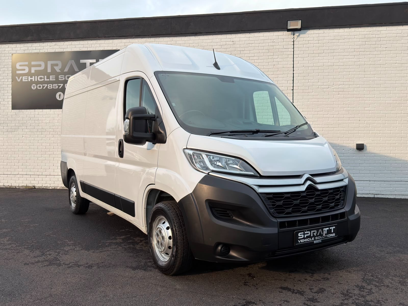 2022 Citroen Relay 2.2 BlueHDi 35 Enterprise Panel Van 5dr Diesel Manual L2 High Roof Euro 6 (s/s) (140 ps) - vehicle photo 4 for sale on PureCar