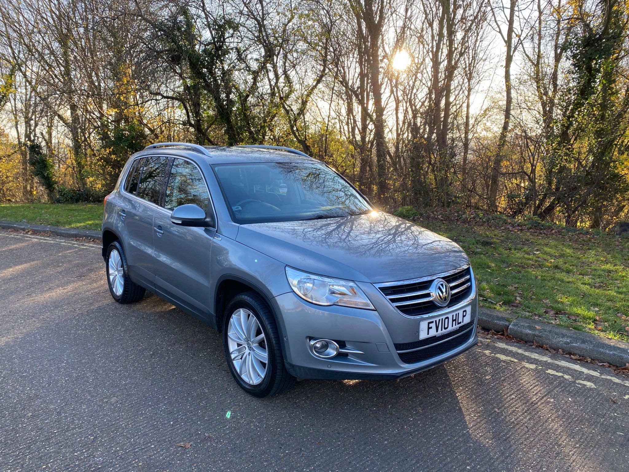 Volkswagen Tiguan SPORT TDI 4MOTION 5-Door 2010