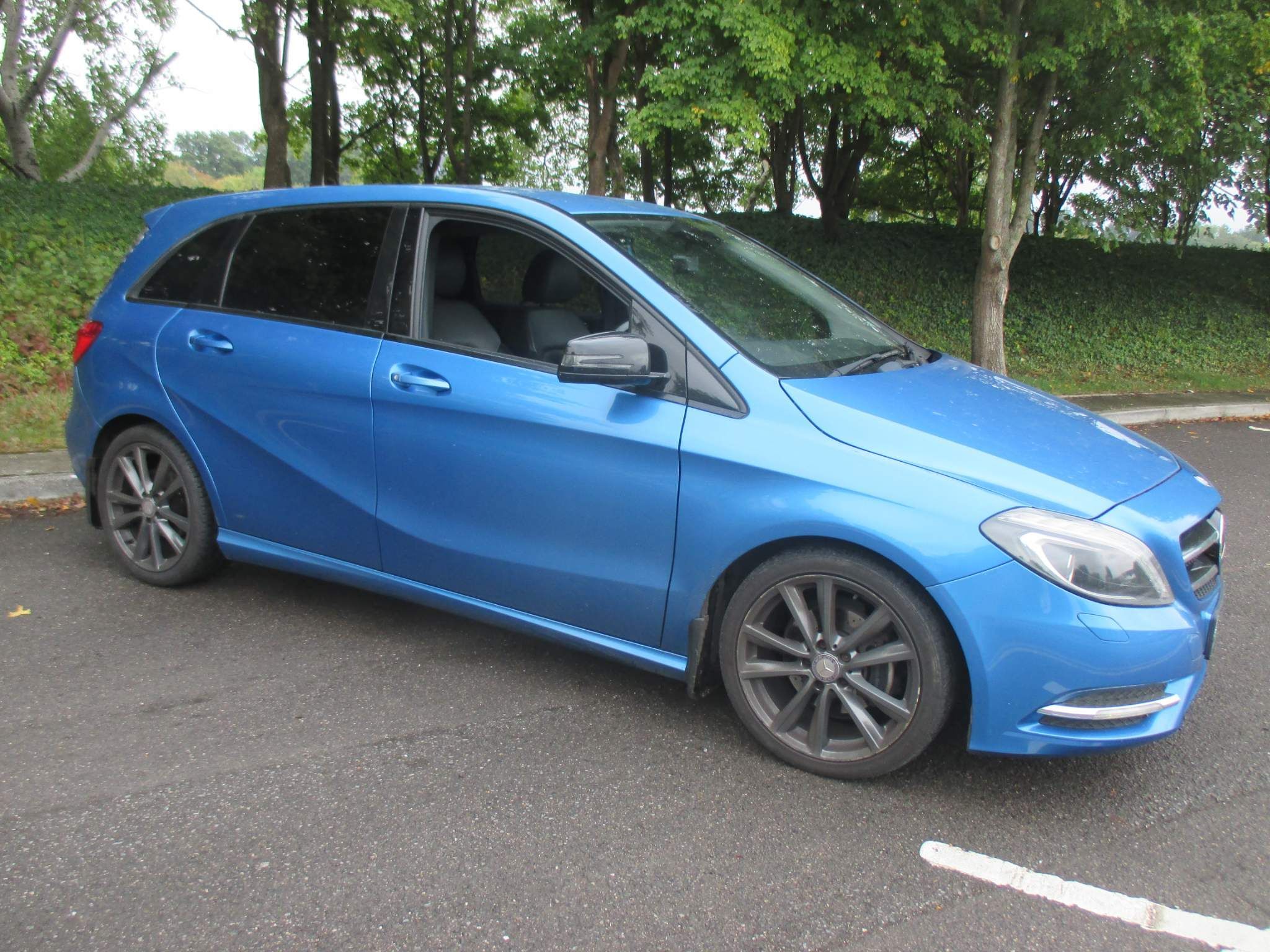 Mercedes-Benz B Class B180 BLUEEFFICIENCY SPORT 5-Door 2014
