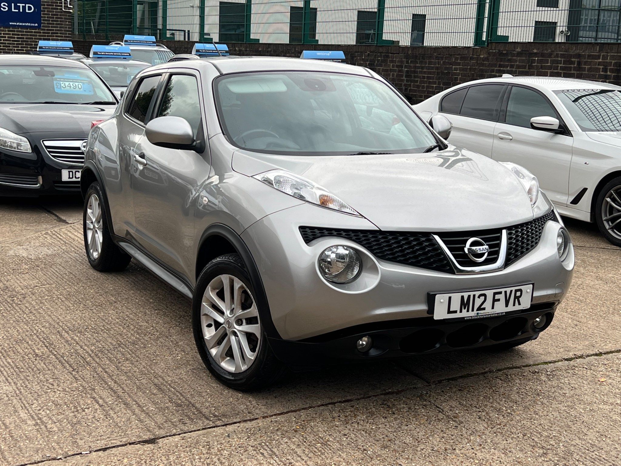 Nissan Juke TEKNA 5-Door 2012