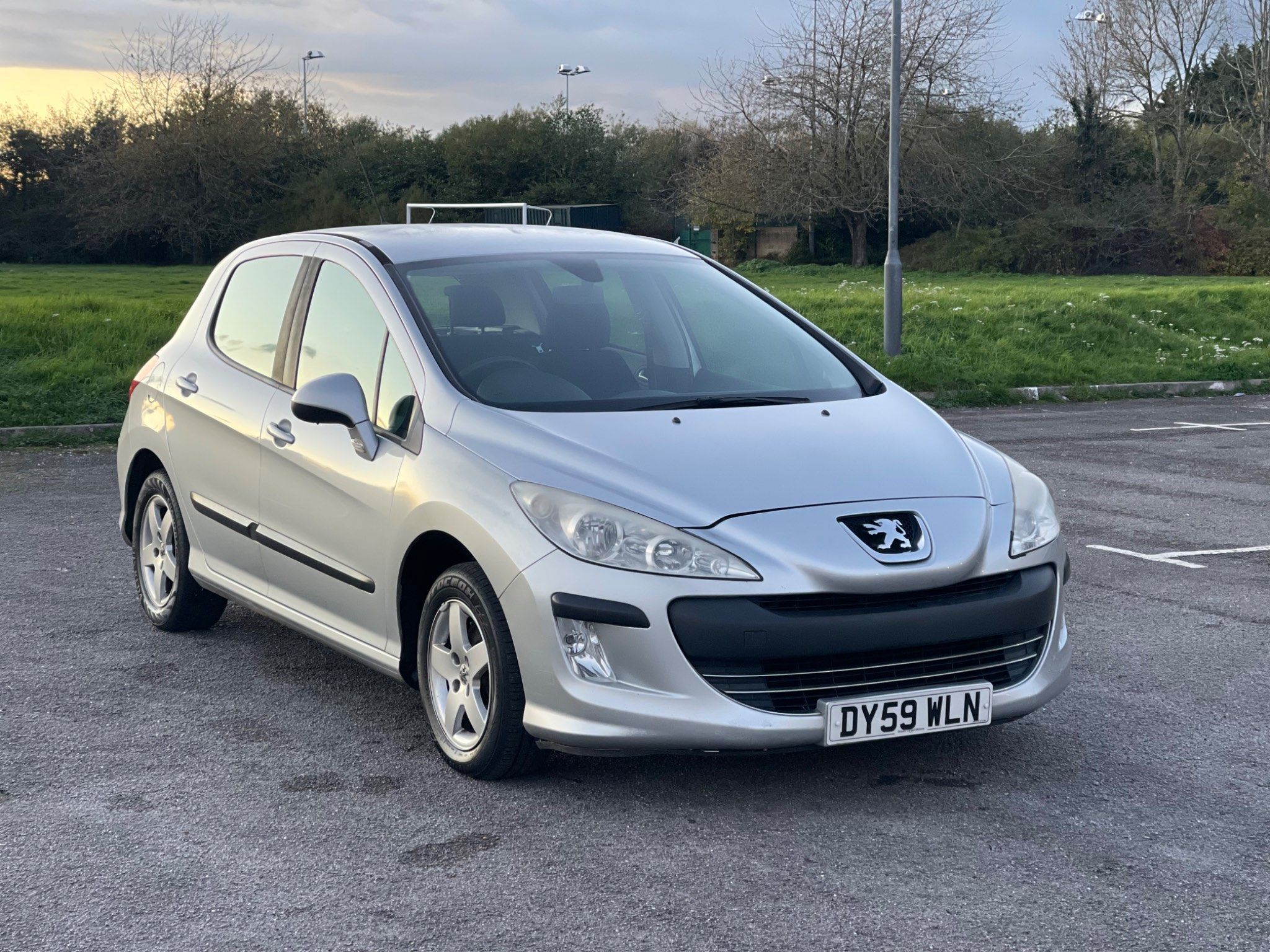 Peugeot 308 S 5-Door 2009