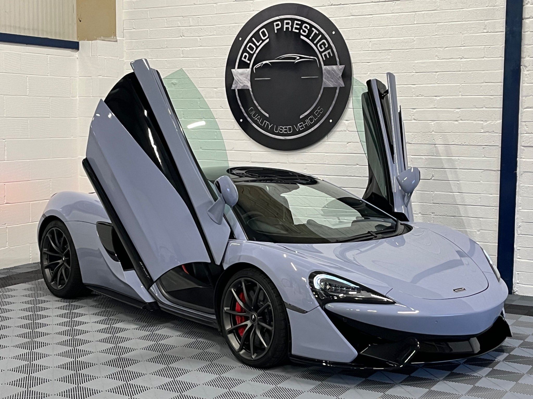 McLaren 570GT V8 SSG 2-Door 2019