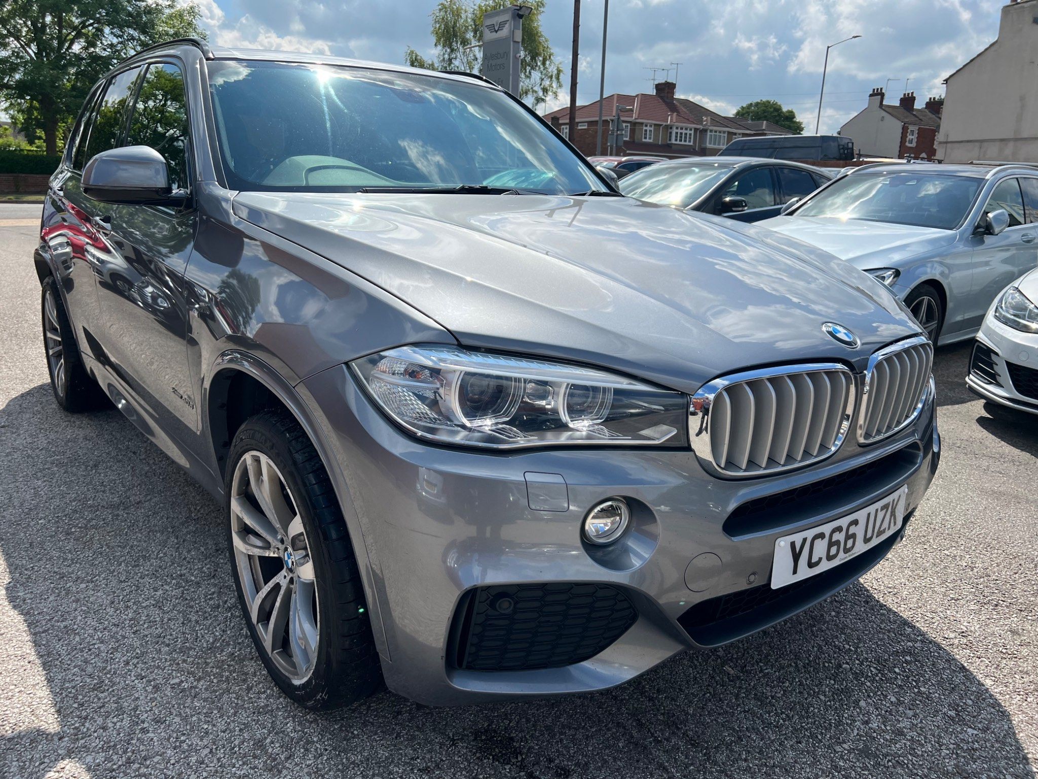 BMW X5 XDRIVE40D M SPORT 5-Door 2016