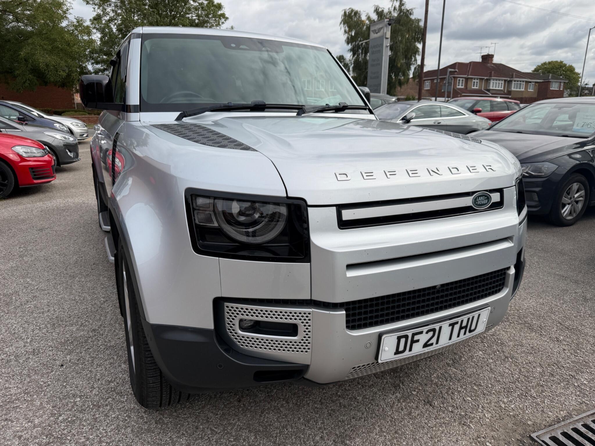 Land Rover Defender