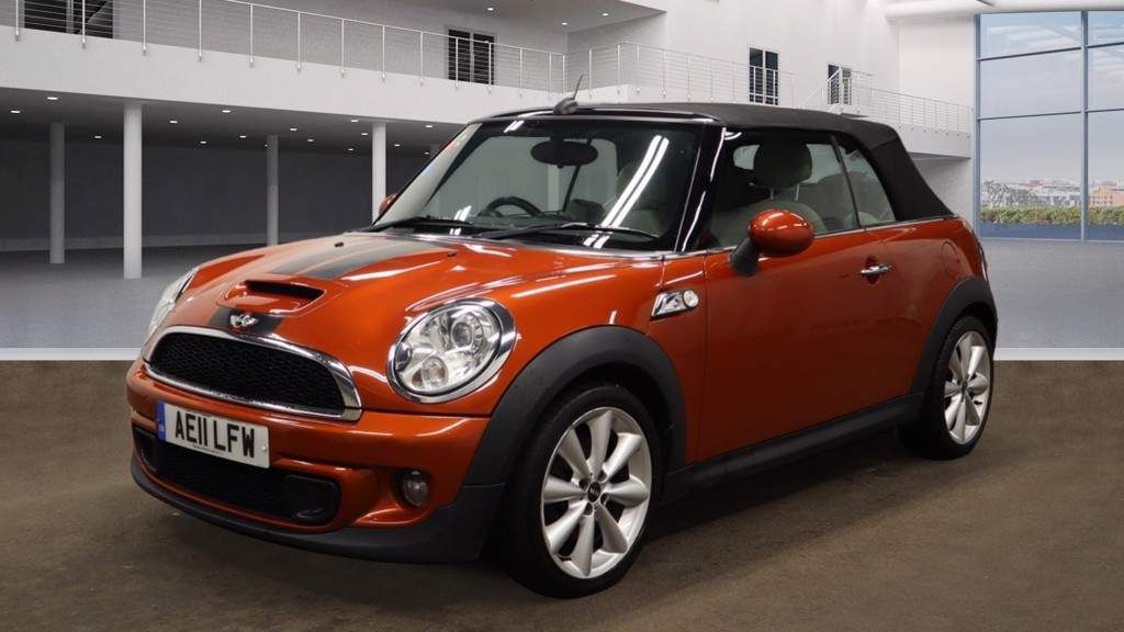 Mini Hatch Cooper S COOPER S 2-Door 2011