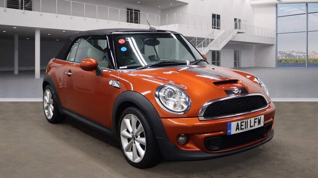 Mini Hatch Cooper S COOPER S 2-Door 2011