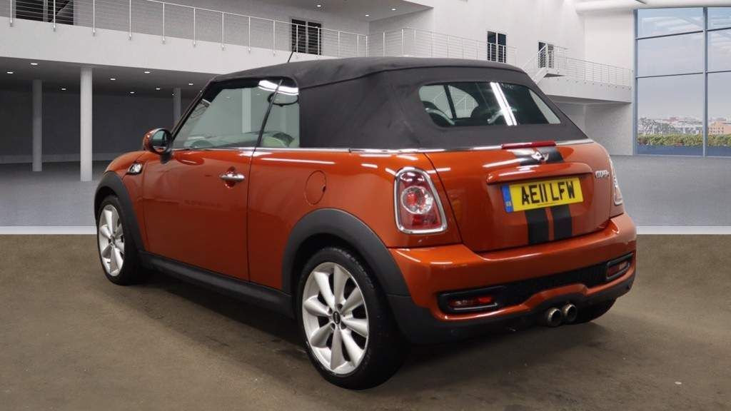 Mini Hatch Cooper S COOPER S 2-Door 2011